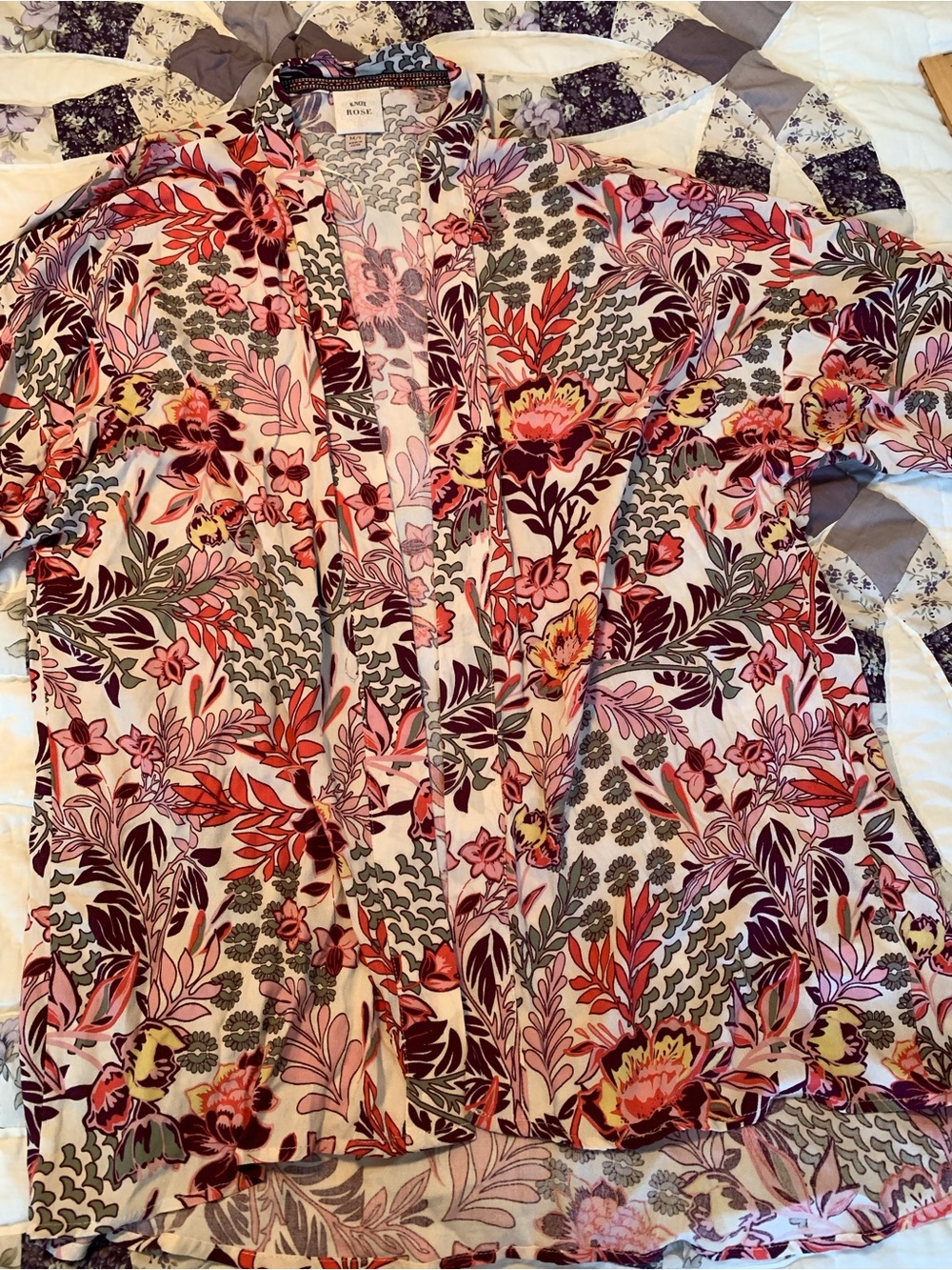Floral Print Short-Sleeve Kimono